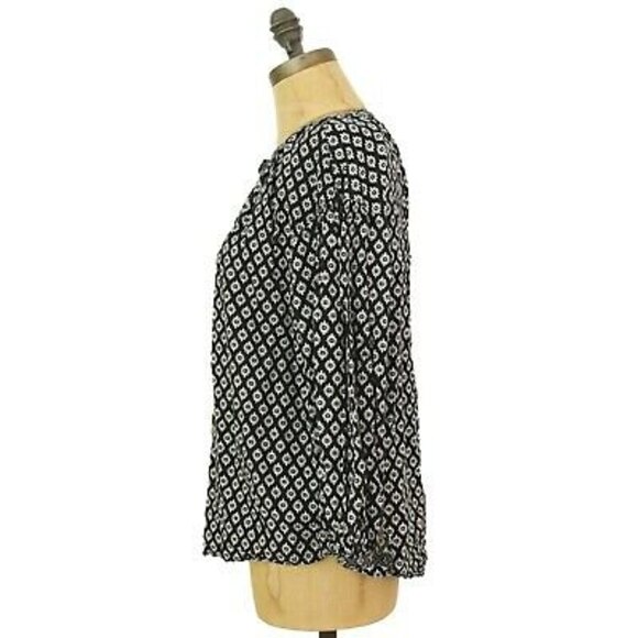 Joie Hagi Blouse  XS Button Up Top Balloon Sleeve Floral Black White EUC A2 - Picture 4 of 5